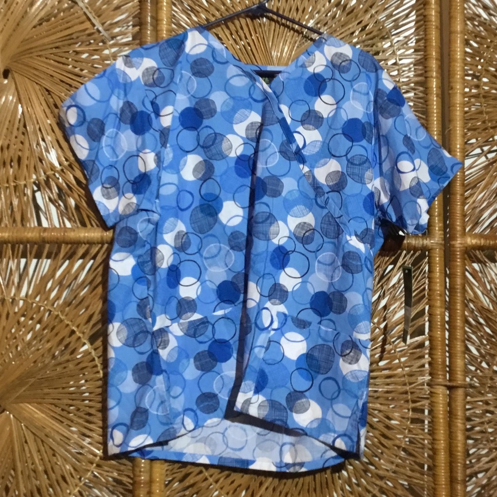 Bonita Women Scrub Top Blue Size XL